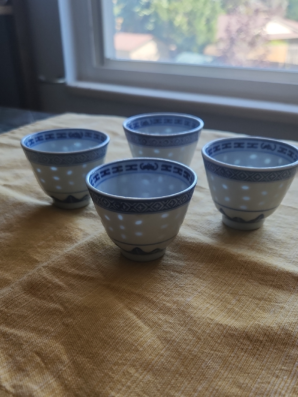 Vintage Porcelain Rice Grain Tea Sake Cups Set Of 4 Handpainted Blue And White
